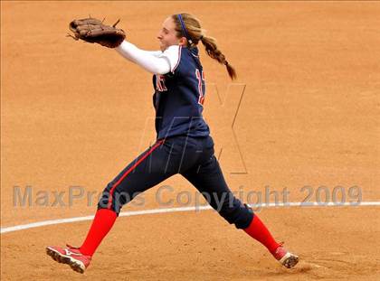 Thumbnail 1 in Marymount vs. La Salle (CIF SS D6 Final) photogallery.