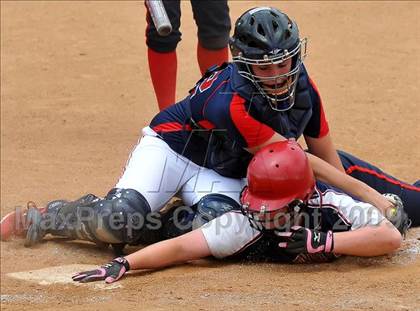 Thumbnail 2 in Marymount vs. La Salle (CIF SS D6 Final) photogallery.