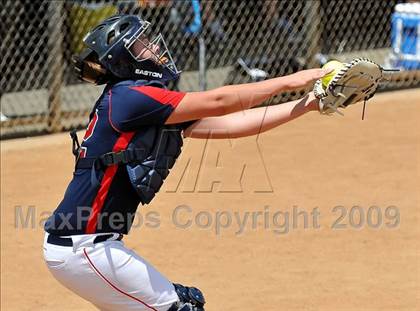 Thumbnail 3 in Marymount vs. La Salle (CIF SS D6 Final) photogallery.