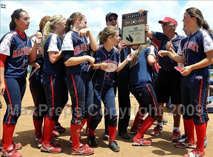 Thumbnail 3 in Marymount vs. La Salle (CIF SS D6 Final) photogallery.