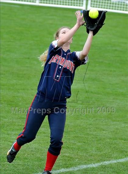 Thumbnail 1 in Marymount vs. La Salle (CIF SS D6 Final) photogallery.