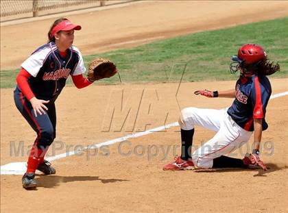 Thumbnail 2 in Marymount vs. La Salle (CIF SS D6 Final) photogallery.