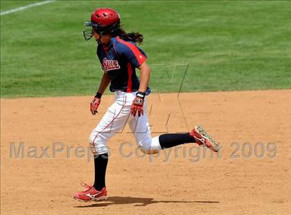 Thumbnail 1 in Marymount vs. La Salle (CIF SS D6 Final) photogallery.