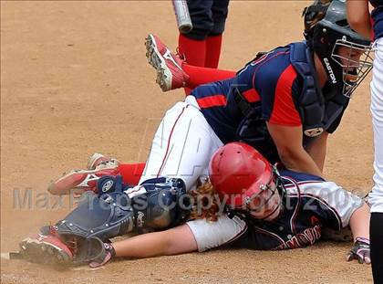Thumbnail 1 in Marymount vs. La Salle (CIF SS D6 Final) photogallery.