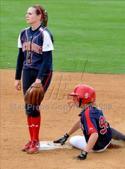 Thumbnail 1 in Marymount vs. La Salle (CIF SS D6 Final) photogallery.