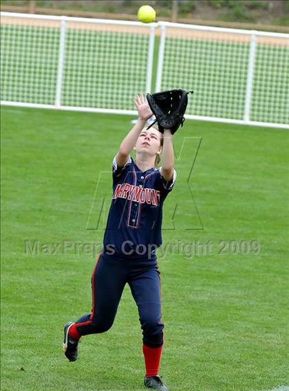 Thumbnail 2 in Marymount vs. La Salle (CIF SS D6 Final) photogallery.