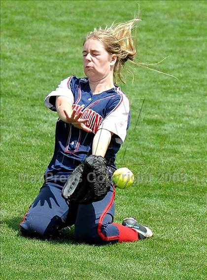 Thumbnail 1 in Marymount vs. La Salle (CIF SS D6 Final) photogallery.