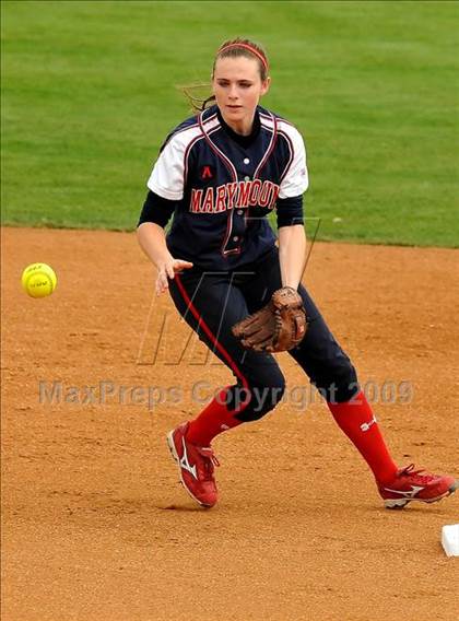 Thumbnail 2 in Marymount vs. La Salle (CIF SS D6 Final) photogallery.