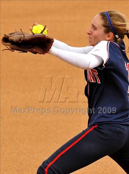 Thumbnail 1 in Marymount vs. La Salle (CIF SS D6 Final) photogallery.