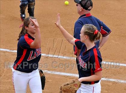 Thumbnail 2 in Marymount vs. La Salle (CIF SS D6 Final) photogallery.