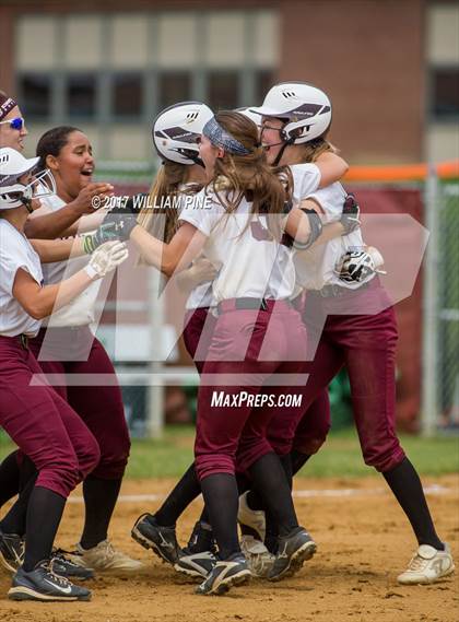 Thumbnail 2 in Middletown @ Kingston (Section 9 Class AA Semifinal) photogallery.