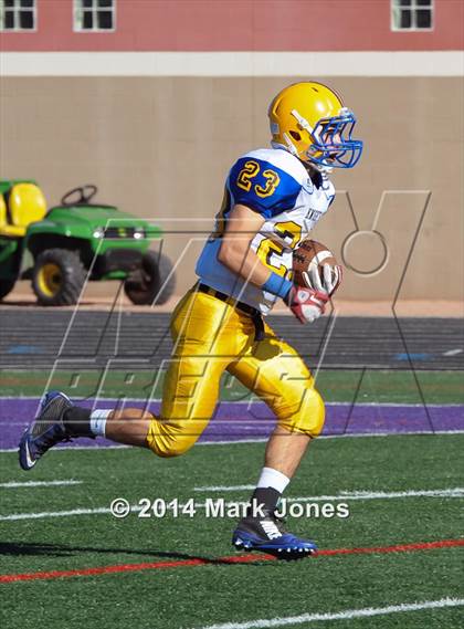 Thumbnail 3 in Tempe Prep vs. Yuma Catholic (AIA D5 Final) photogallery.