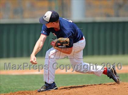 Thumbnail 2 in Aubrey vs Troy (Texas 2A Region II Playoffs) photogallery.