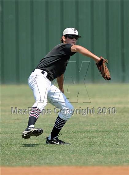 Thumbnail 1 in Aubrey vs Troy (Texas 2A Region II Playoffs) photogallery.