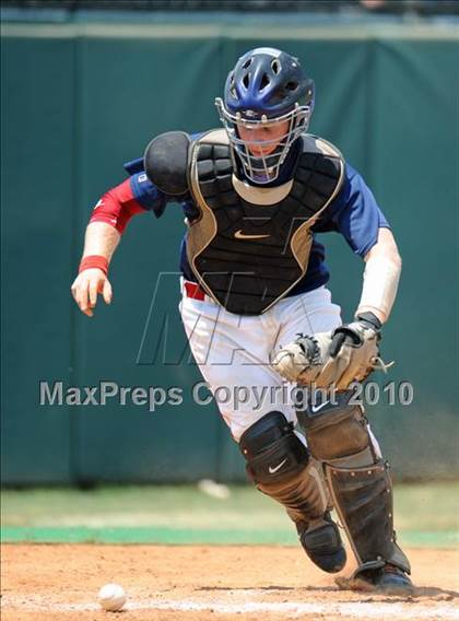 Thumbnail 1 in Aubrey vs Troy (Texas 2A Region II Playoffs) photogallery.