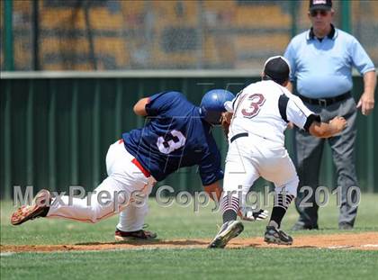 Thumbnail 1 in Aubrey vs Troy (Texas 2A Region II Playoffs) photogallery.