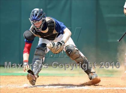 Thumbnail 2 in Aubrey vs Troy (Texas 2A Region II Playoffs) photogallery.
