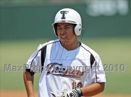 Thumbnail 2 in Aubrey vs Troy (Texas 2A Region II Playoffs) photogallery.