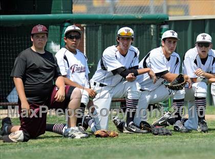 Thumbnail 3 in Aubrey vs Troy (Texas 2A Region II Playoffs) photogallery.