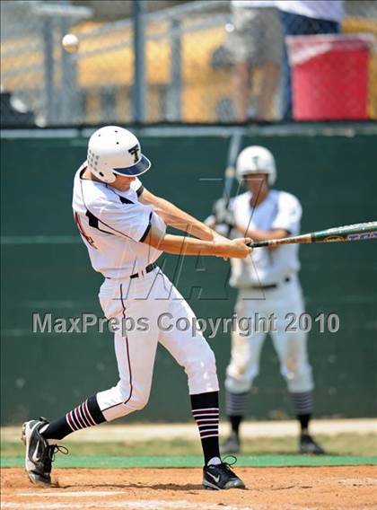 Thumbnail 2 in Aubrey vs Troy (Texas 2A Region II Playoffs) photogallery.