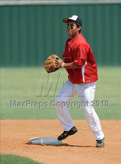 Thumbnail 1 in Aubrey vs Troy (Texas 2A Region II Playoffs) photogallery.