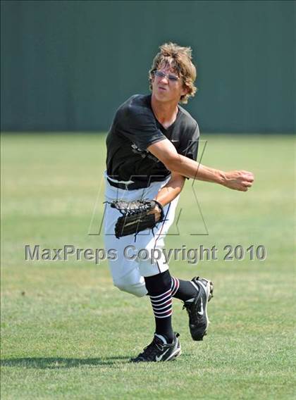 Thumbnail 2 in Aubrey vs Troy (Texas 2A Region II Playoffs) photogallery.