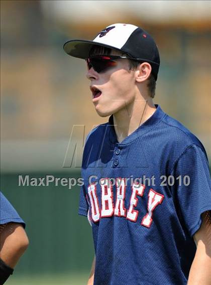 Thumbnail 3 in Aubrey vs Troy (Texas 2A Region II Playoffs) photogallery.