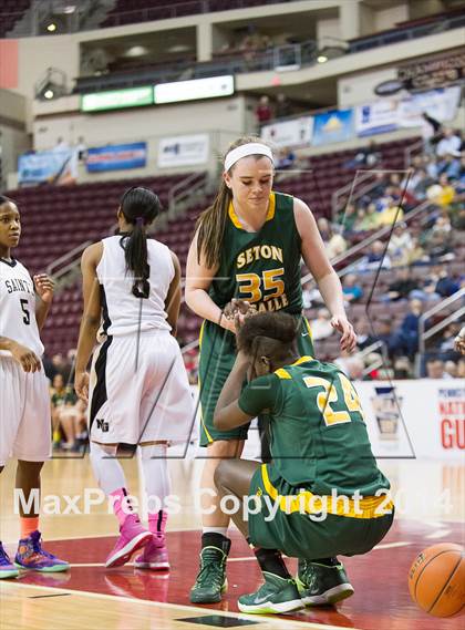 Thumbnail 3 in Neumann-Goretti vs. Seton LaSalle (PIAA Class AA Final) photogallery.
