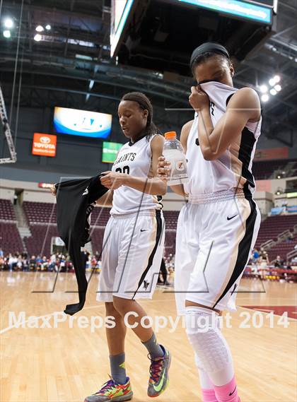 Thumbnail 1 in Neumann-Goretti vs. Seton LaSalle (PIAA Class AA Final) photogallery.