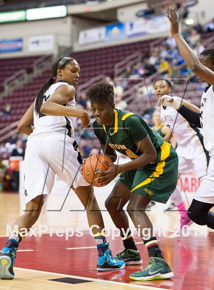 Thumbnail 1 in Neumann-Goretti vs. Seton LaSalle (PIAA Class AA Final) photogallery.