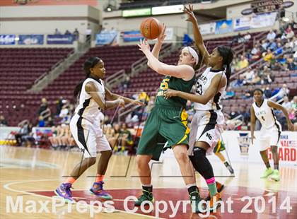 Thumbnail 2 in Neumann-Goretti vs. Seton LaSalle (PIAA Class AA Final) photogallery.