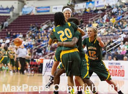Thumbnail 2 in Neumann-Goretti vs. Seton LaSalle (PIAA Class AA Final) photogallery.
