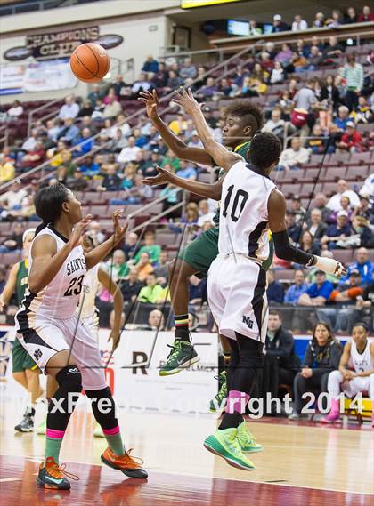 Thumbnail 3 in Neumann-Goretti vs. Seton LaSalle (PIAA Class AA Final) photogallery.