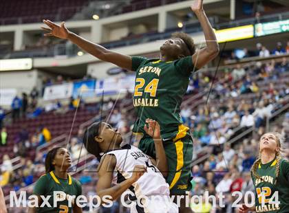 Thumbnail 3 in Neumann-Goretti vs. Seton LaSalle (PIAA Class AA Final) photogallery.