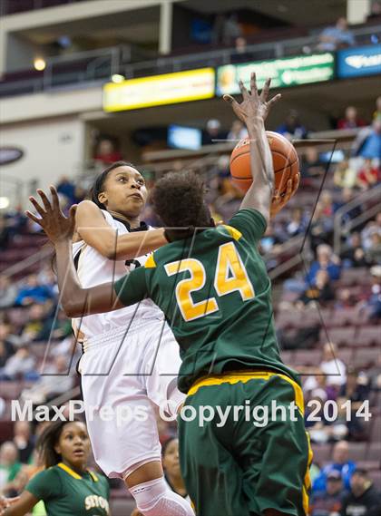Thumbnail 3 in Neumann-Goretti vs. Seton LaSalle (PIAA Class AA Final) photogallery.