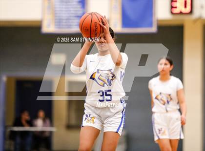 Thumbnail 1 in JV: Tracy @ Newark Memorial photogallery.