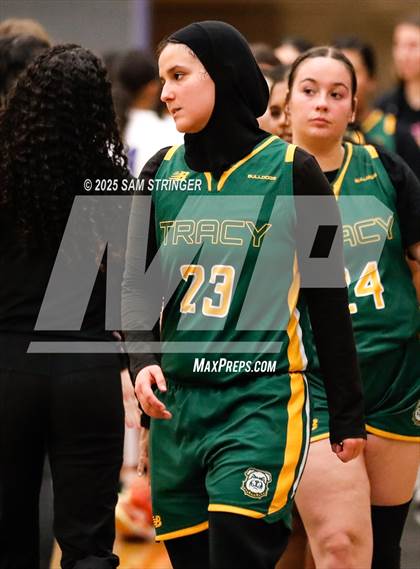 Thumbnail 3 in JV: Tracy @ Newark Memorial photogallery.