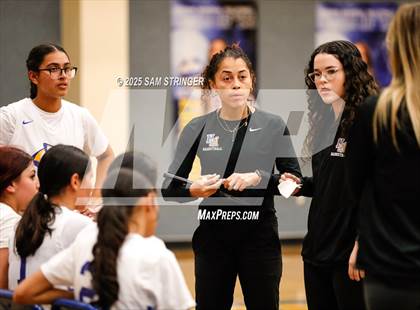 Thumbnail 2 in JV: Tracy @ Newark Memorial photogallery.