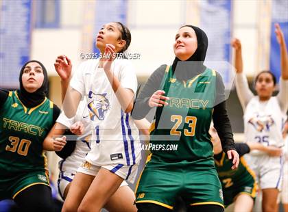 Thumbnail 3 in JV: Tracy @ Newark Memorial photogallery.