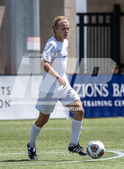Thumbnail 3 in Wasatch vs. Skyline (UHSAA 5A Semifinal) photogallery.