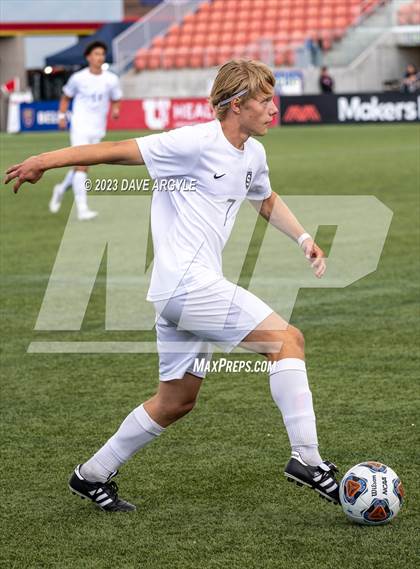 Thumbnail 2 in Wasatch vs. Skyline (UHSAA 5A Semifinal) photogallery.