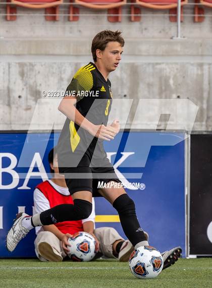 Thumbnail 3 in Wasatch vs. Skyline (UHSAA 5A Semifinal) photogallery.