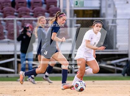 Thumbnail 2 in Lincoln vs Oak Ridge (CIF SJS D1 Championship) photogallery.