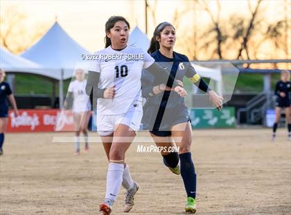 Thumbnail 2 in Lincoln vs Oak Ridge (CIF SJS D1 Championship) photogallery.