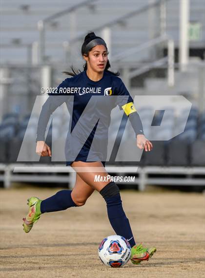 Thumbnail 2 in Lincoln vs Oak Ridge (CIF SJS D1 Championship) photogallery.
