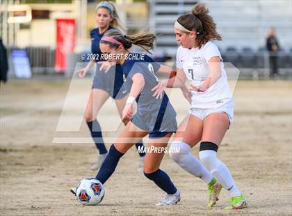 Thumbnail 2 in Lincoln vs Oak Ridge (CIF SJS D1 Championship) photogallery.