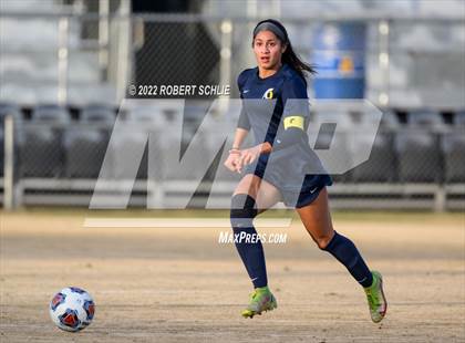 Thumbnail 2 in Lincoln vs Oak Ridge (CIF SJS D1 Championship) photogallery.