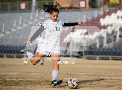 Thumbnail 2 in Lincoln vs Oak Ridge (CIF SJS D1 Championship) photogallery.