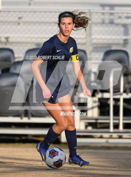 Thumbnail 2 in Lincoln vs Oak Ridge (CIF SJS D1 Championship) photogallery.