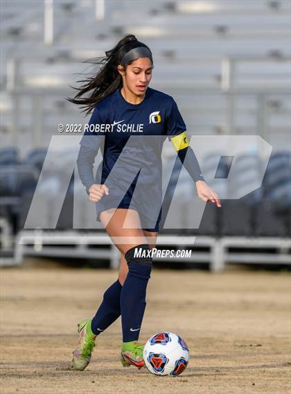 Thumbnail 3 in Lincoln vs Oak Ridge (CIF SJS D1 Championship) photogallery.